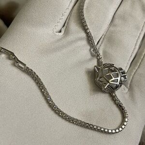 Elegant Sterling Silver 925 Bracelet with Zircon
Gemstone Ladies